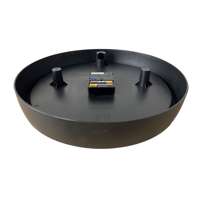 ساعة حائط تناظرية دائرية سوداء مقاس 13.7 بوصة مزودة بخاصية الاتصال بشبكة الواي فاي وتعمل بالبطارية