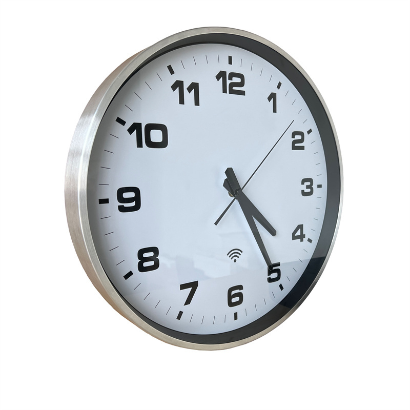ساعة حائط تناظرية كبيرة من الألومنيوم الفضي مقاس 15 بوصة، تدعم تقنية الواي فاي، مزودة بخاصية NTP.